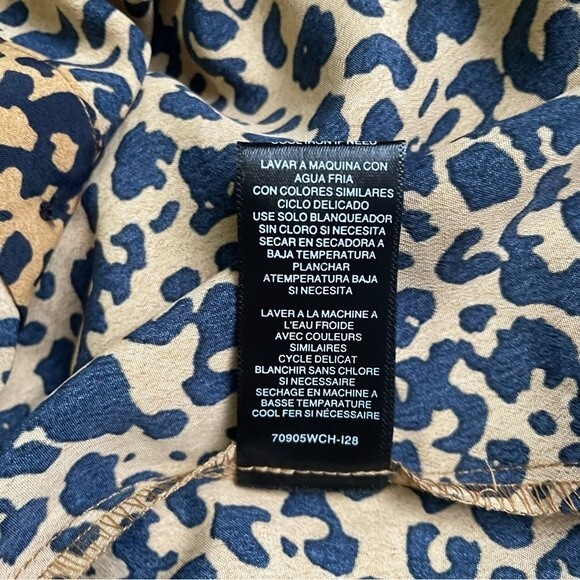 NWT WAYF Top Esther Collar Cheetah Print Blouse Ruffled Pointed Collar Size XS - Picture 10 of 11